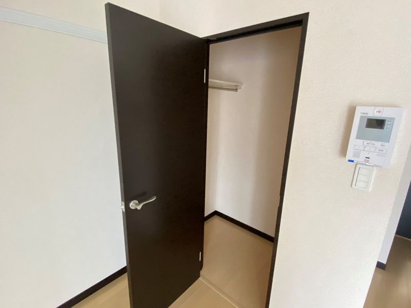 レオネクストマローネ 収納