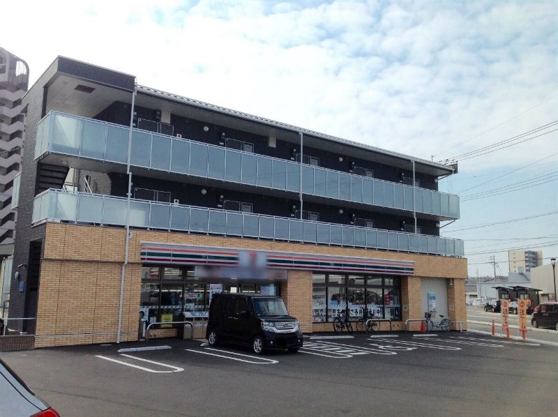 LEONEXT Florezon Chuo 외관