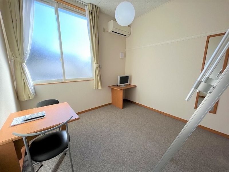 レオパレスヤマトⅡ 居間