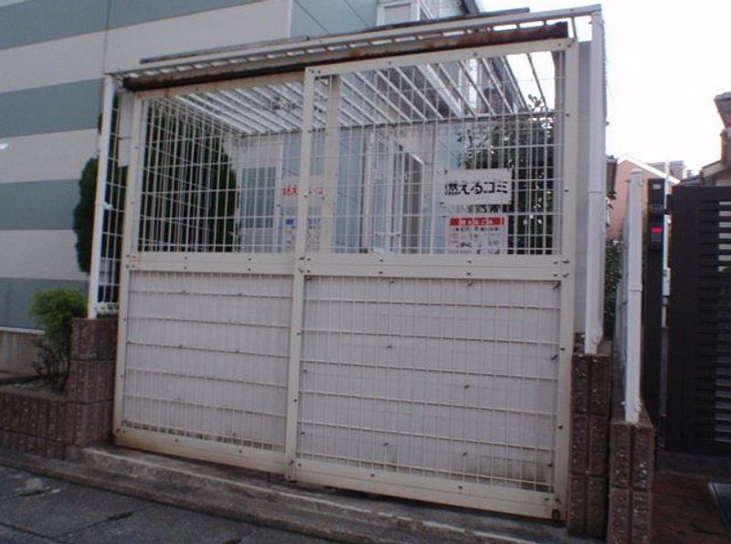 レオパレスローズ 共用部分