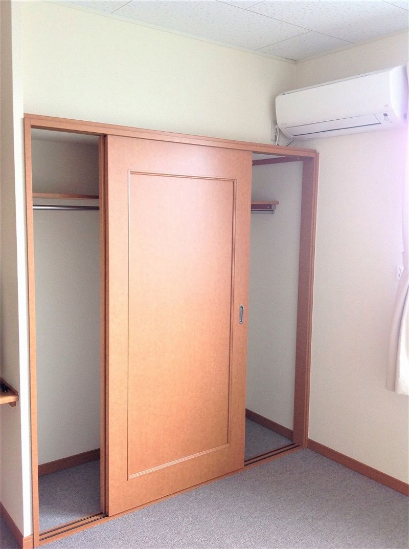 レオパレスシャンティ 収納