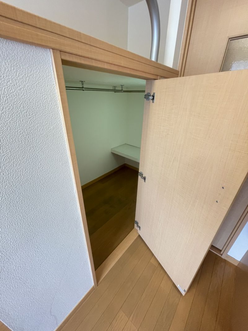 レオパレス昇弘 収納