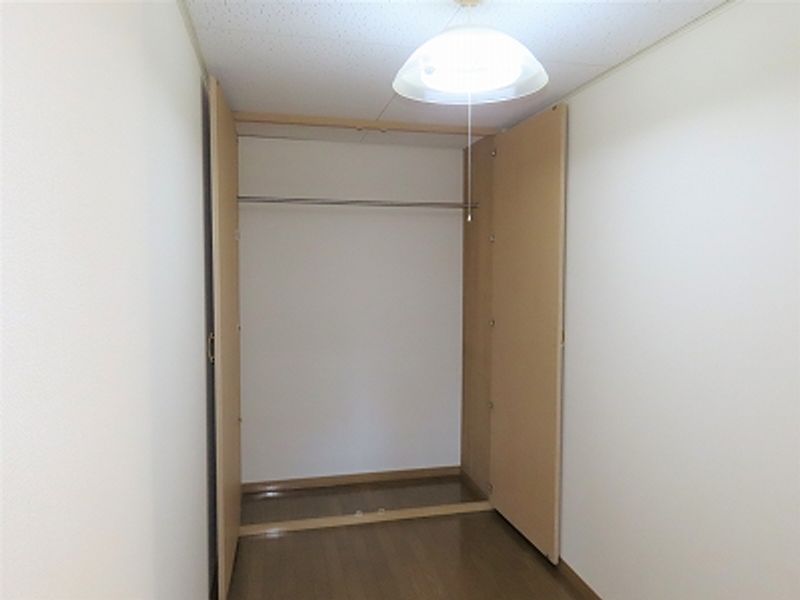 leopalace Plaisir Jouhoku B Kho lưu trữ