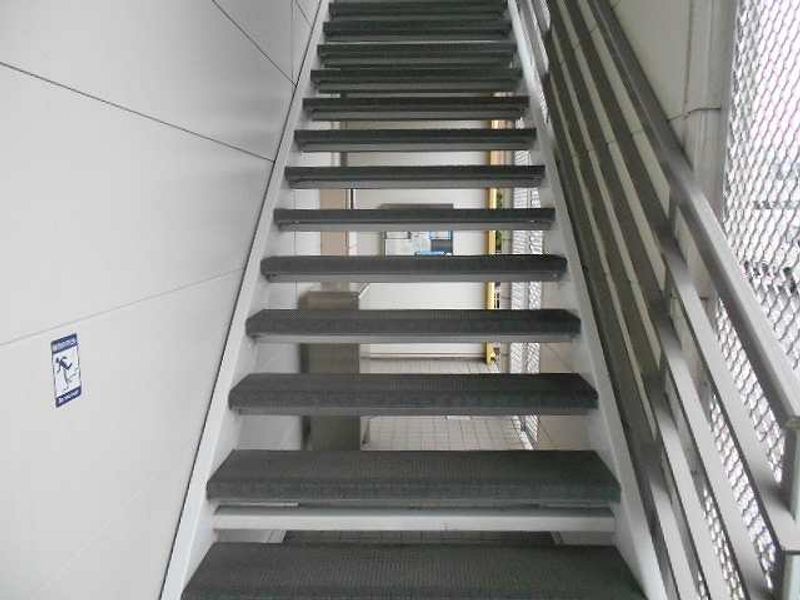 レオパレスプレミール 共用部分