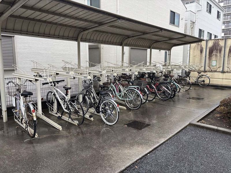 レオパレス山崎８５ 共用部分