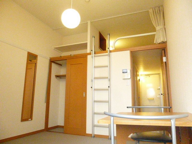 レオパレスＭＫプラザ 収納