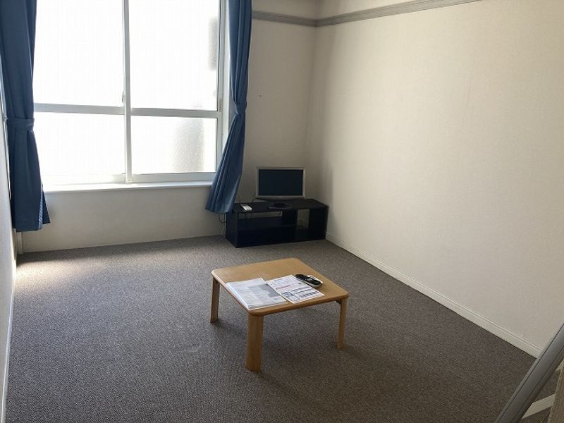レオパレス裕 居間