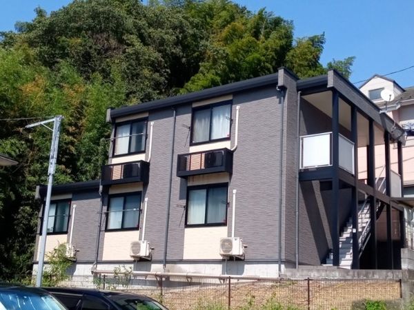 leopalace Sun Pillar Isogo 외관