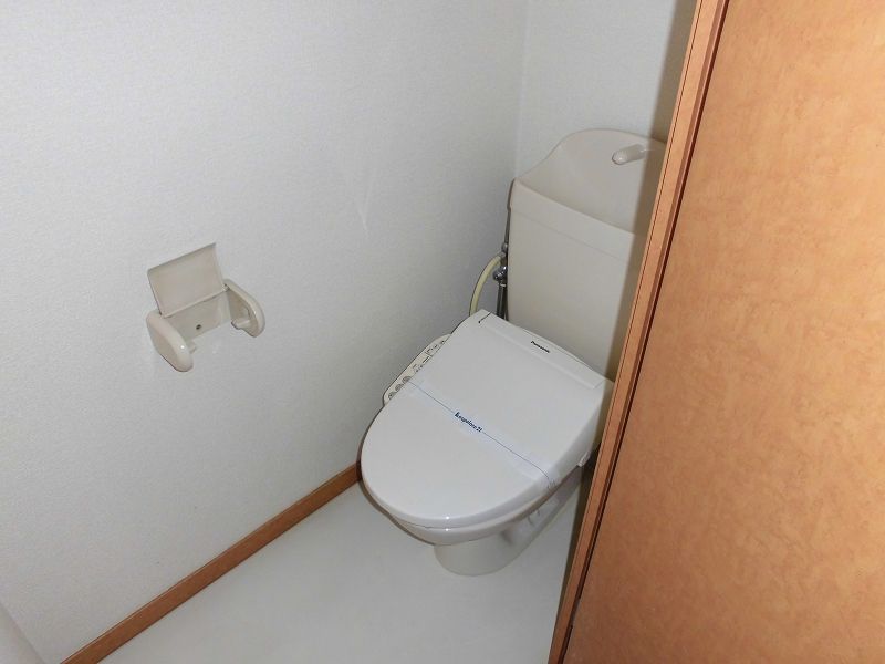 レオパレスコメットＢ トイレ