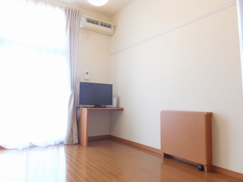 レオパレスａｉ 居間