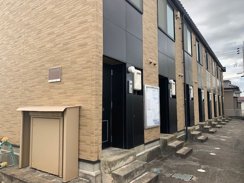 leopalace Love Entrance