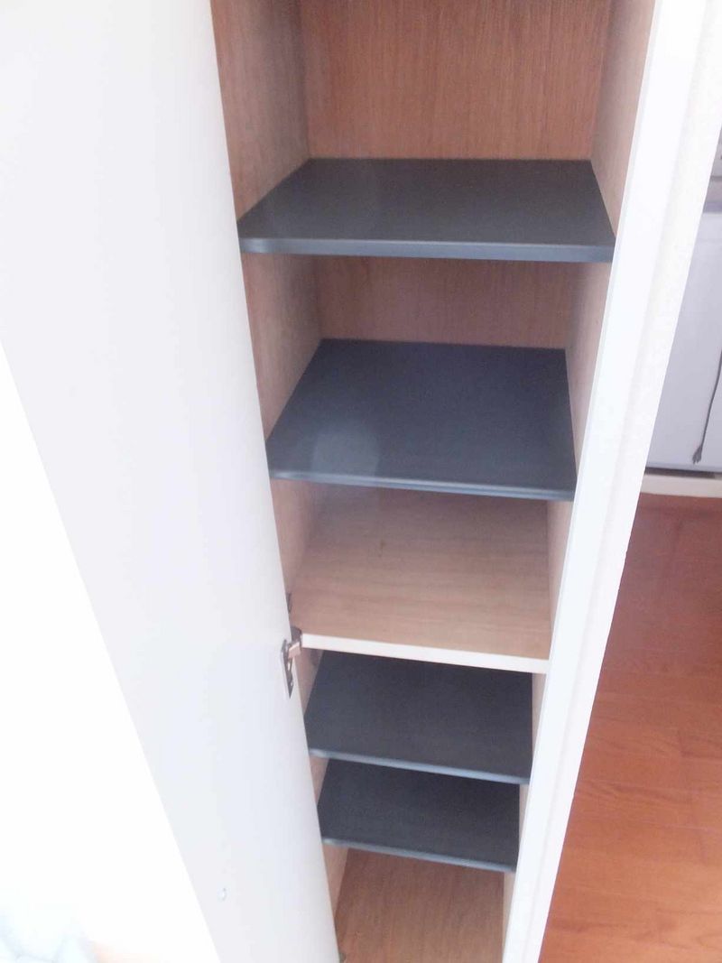 レオパレスサンライズ 収納