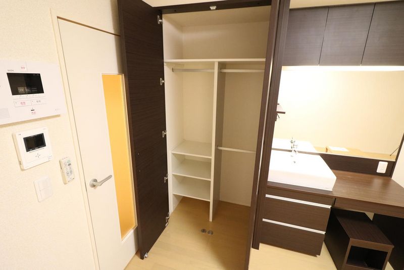 レオネクスト西山天王山 収納