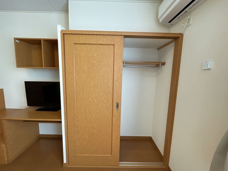 レオパレスアンフィニ 収納