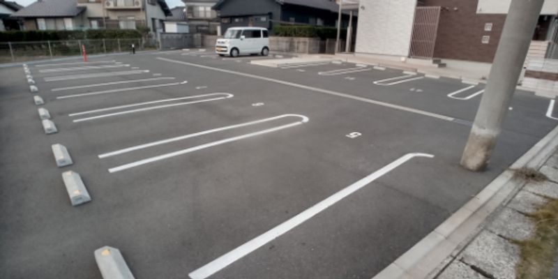 ミランダ広渡 駐車場