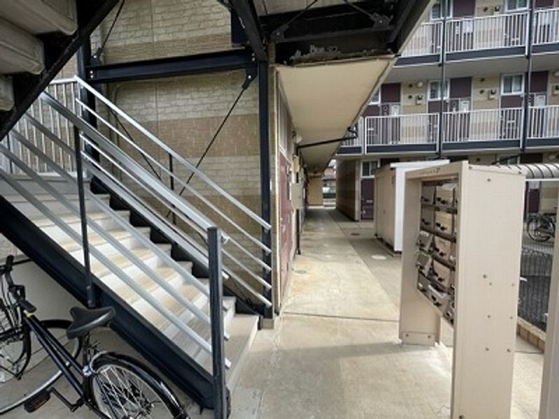 レオパレスＣａｓａ　Ｂｅａｔｏ エントランス