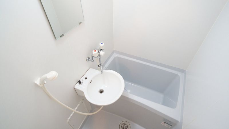 レオパレス花水木二番館 風呂