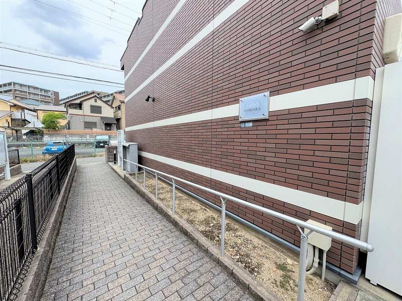 レオネクストＣＯＭＯＩＫＥ エントランス