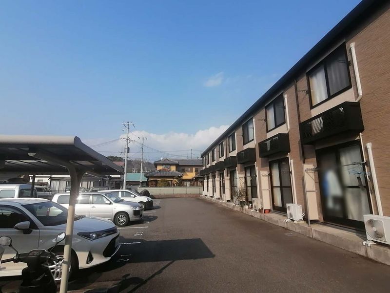 レオパレス山崎Ｂ 駐車場