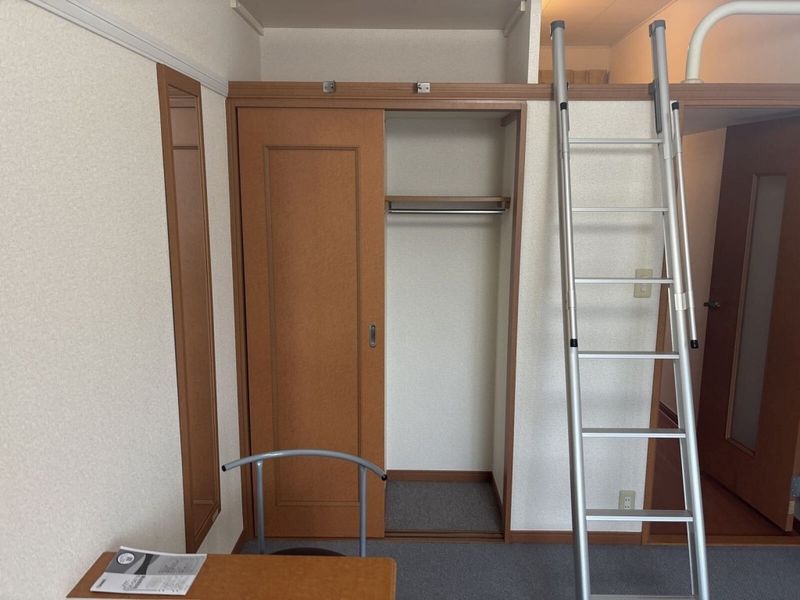 レオパレスカサブランカ 収納