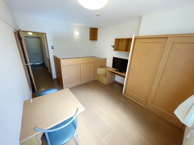 leopalace Holly Living room