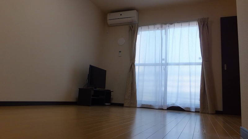 LEONEXT Crest Tenjin Living room