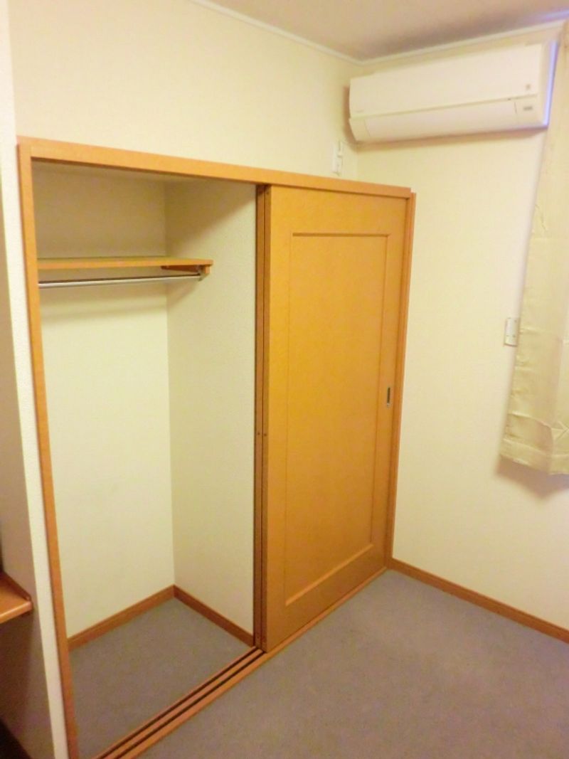 レオパレスアークトゥルス 収納