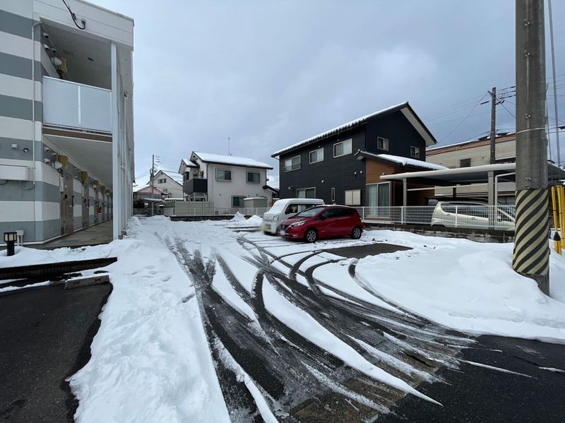 leopalace Primal 주차장