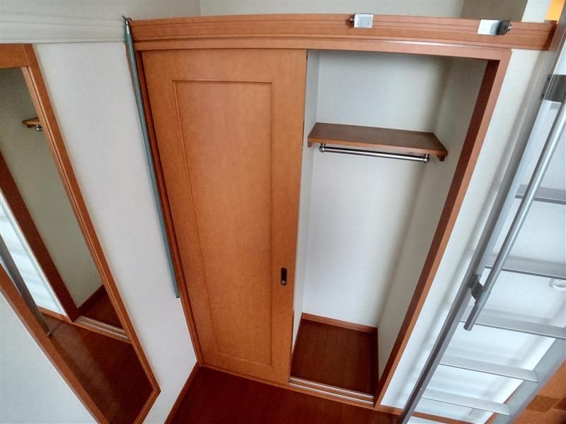 レオパレスレガーメ住吉 収納