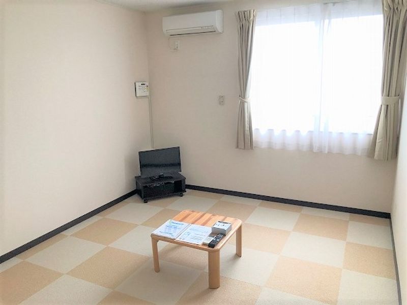 レオネクスト西滝 居間