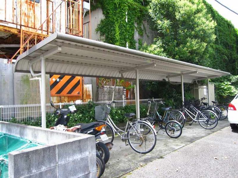 レオパレスプリムローズ 共用部分