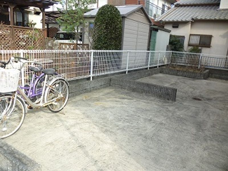 レオパレス飾西 共用部分