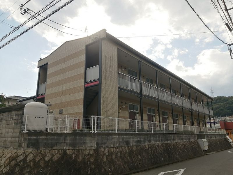 レオパレスＭＳＫ三成ヶ丘 外観