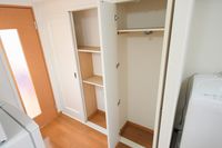 レオパレスＦｌａｔ新栄 収納