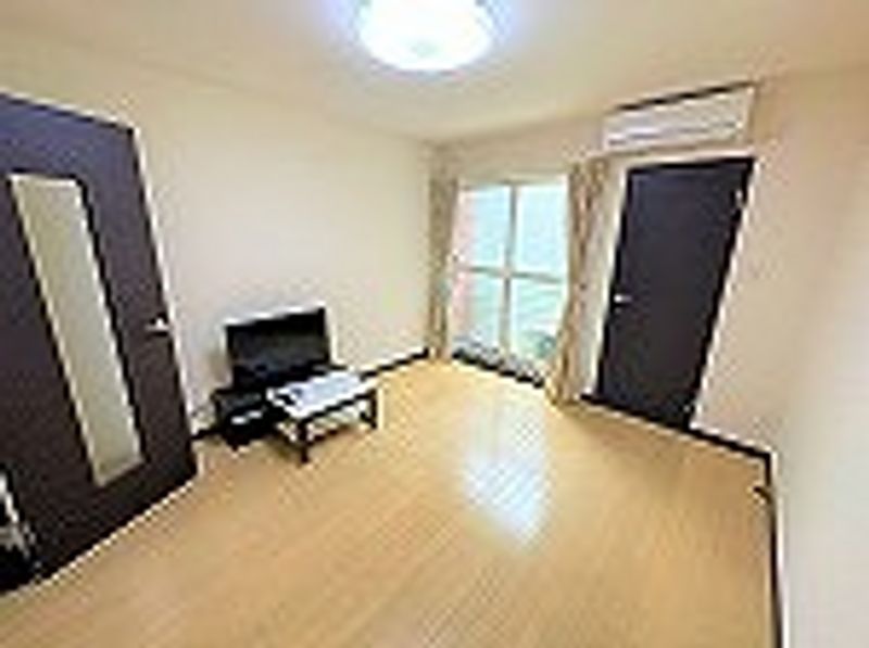 レオネクストシオン平戸 居間