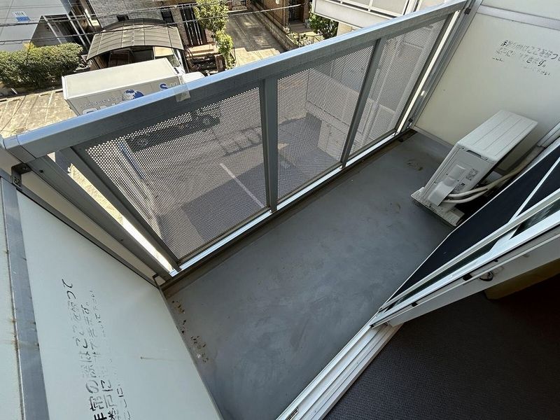 レオパレス嵯峨野 バルコニー
