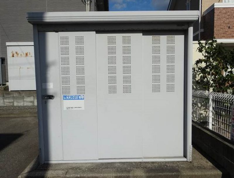 レオパレス春 共用部分