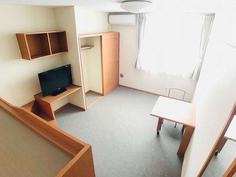 レオパレスルーチェ 収納