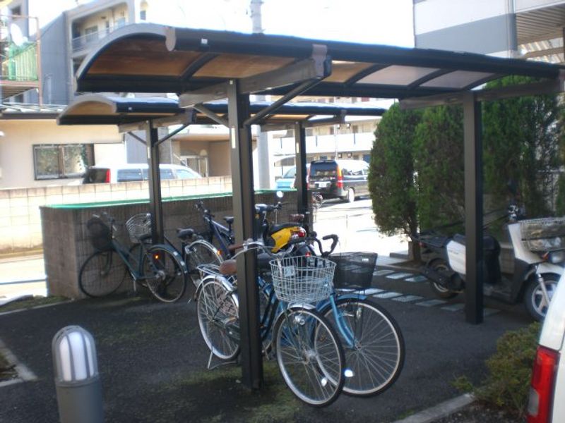 レオパレスウエストリバーＩ 共用部分