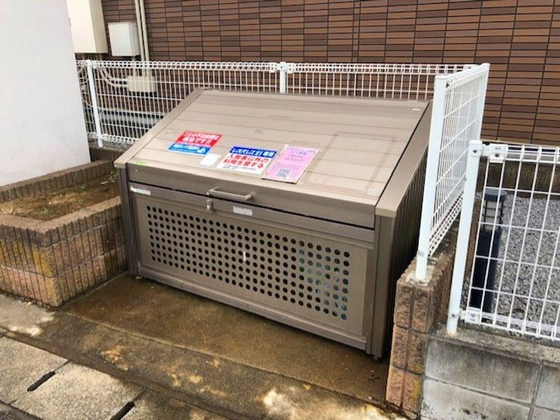 レオパレスレフア 共用部分