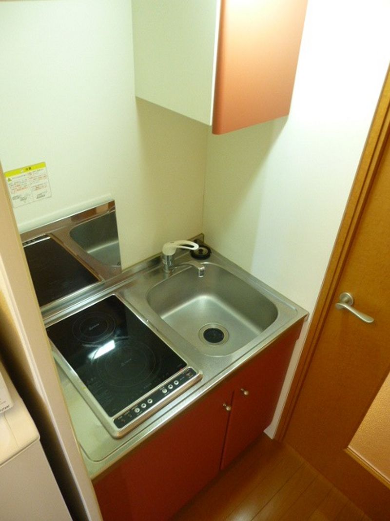 leopalace Hakodamachi K&K Kitchen