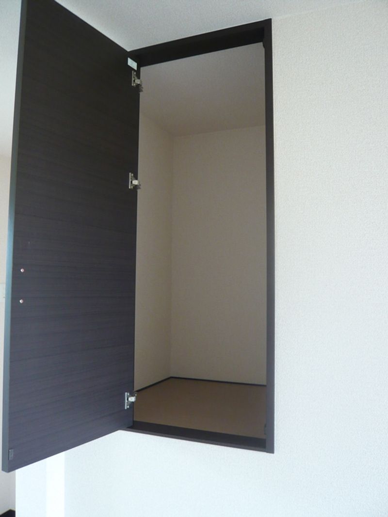 レオネクストパストラル上野山 収納