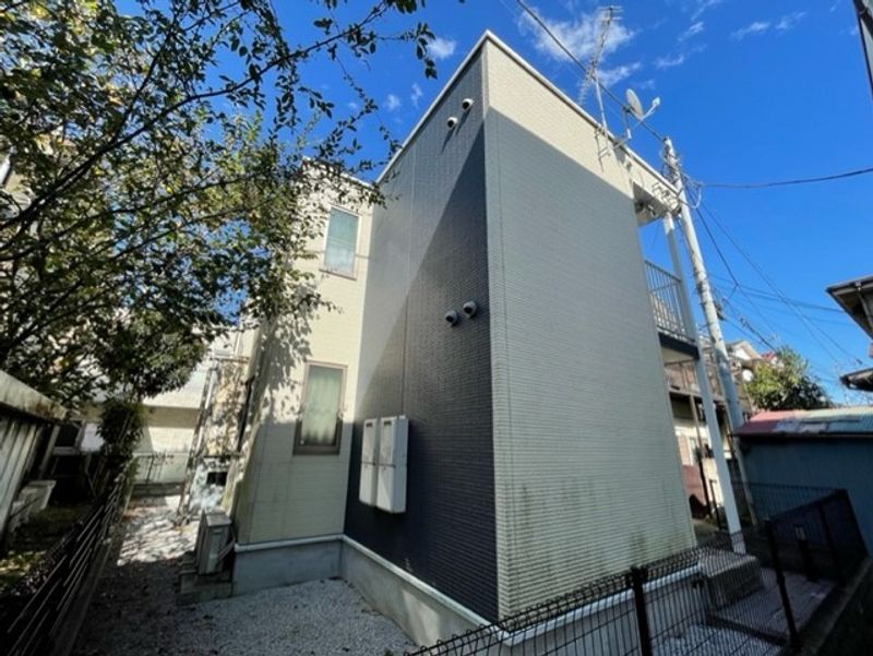 LEONEXT Iwashimizu Exterior