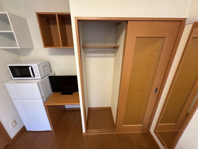 レオパレスグレイス 収納