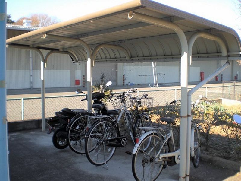 レオパレスタカネ．台 共用部分