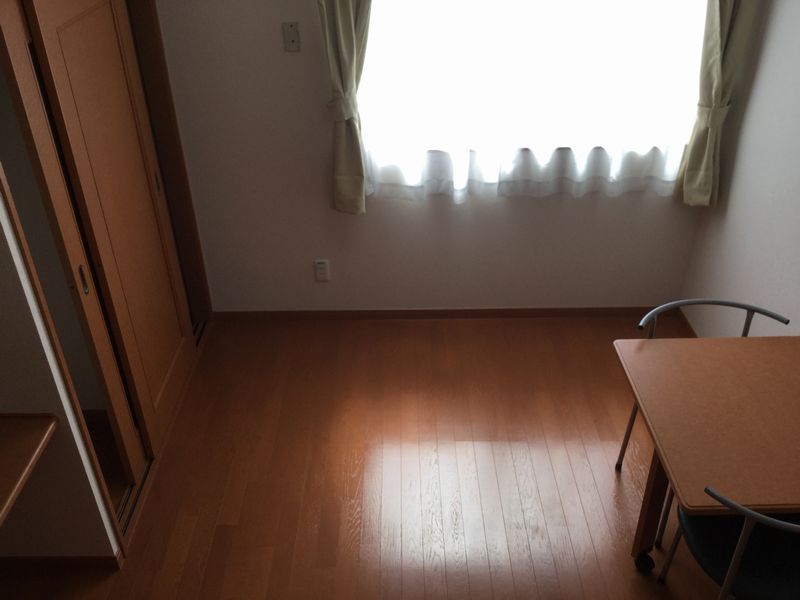 レオパレス備前舘 バルコニー