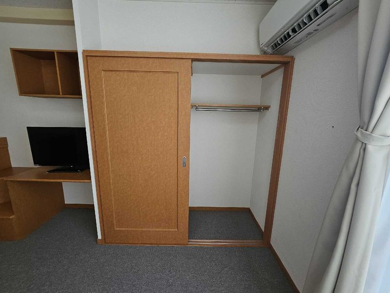 レオパレスＳＴＥＬＬＡ 収納