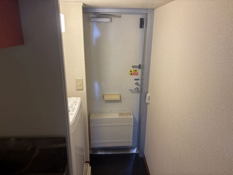 レオパレスカサブランカ 玄関
