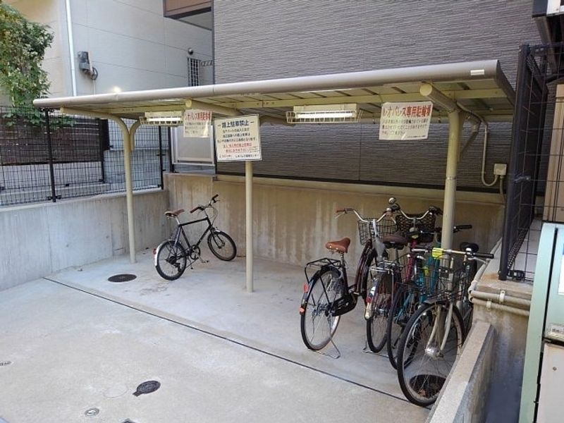 レオパレスフリージア 共用部分