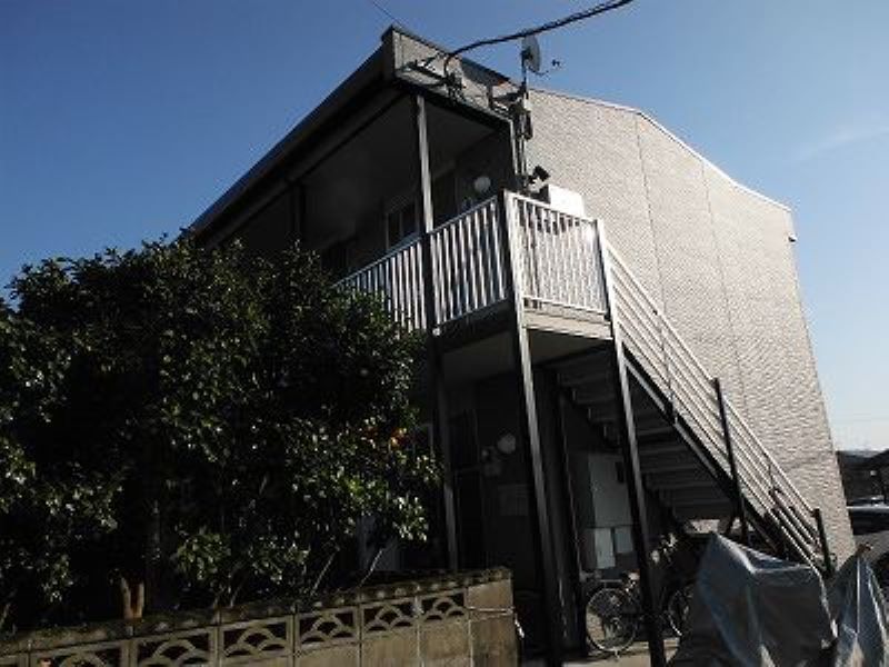 レオパレスガーネット合川 外観